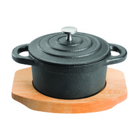 100mm Round Cast Iron Casserole with lid &amp; wooden tray - Pyrolux